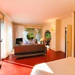 La 3*