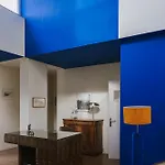 La فندق 3*